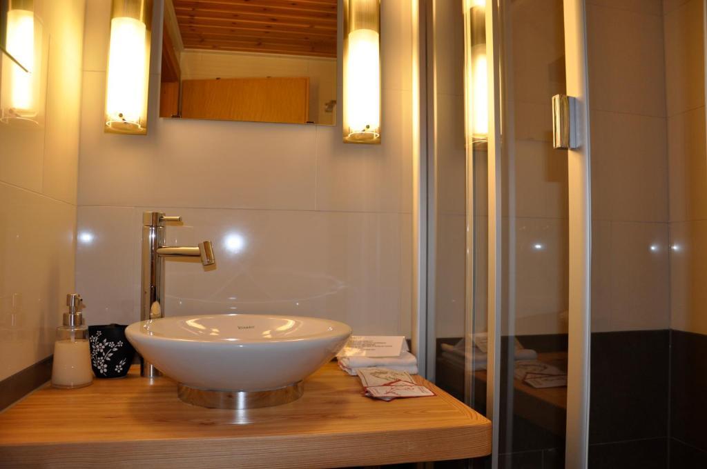 Hotel Tenne Reckingen Номер фото